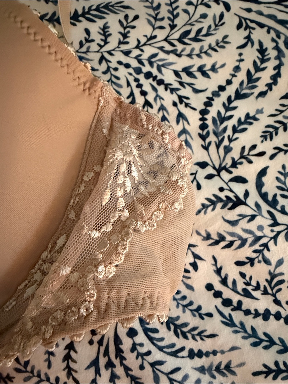Marie Jo Nude Lace-Trim T-Shirt Bra - Picture 6 of 6